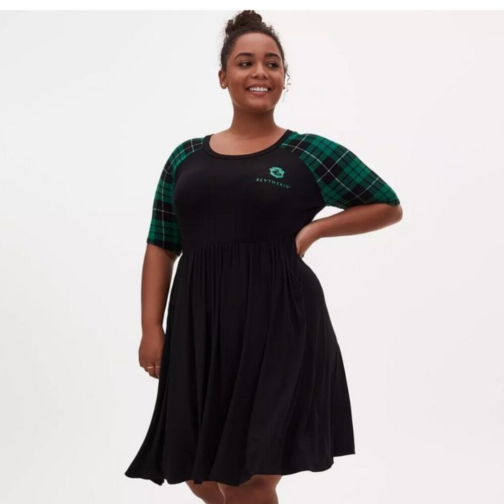Harry Potter Slytherin House Green Plaid Raglan Mini Skater Dress Size 4 4x NWOT